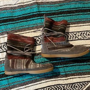 Toms Nepal Boots